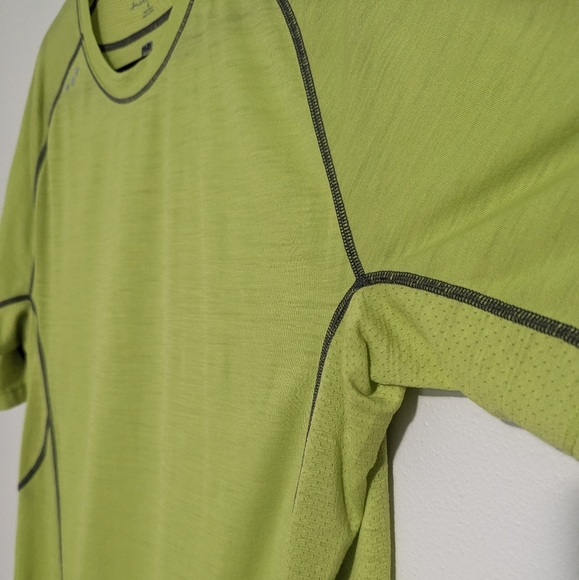 Smartwool Men's PhD Ultra Light Short Sleeve Merino Wool Blend Shirt Large - Picture 6 of 12